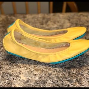 NEW Tieks | sz 8 | Mustard Yellow